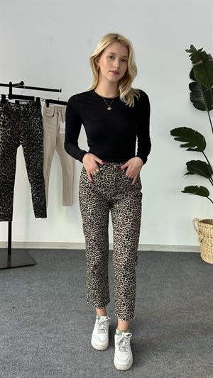 Likralı Kesik Paça Boyfit Jean Leopar Krem  