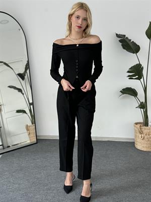 Madonna Yaka Düğme Detaylı Fitilli Uzun Kollu  Crop Siyah