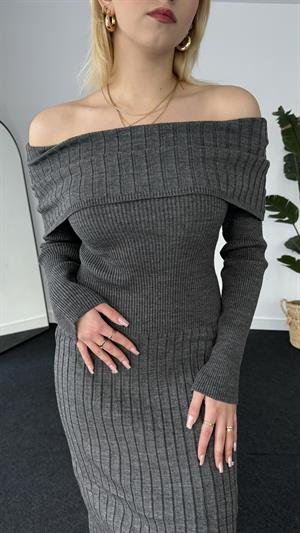 Madonna Yaka Elbise Gri