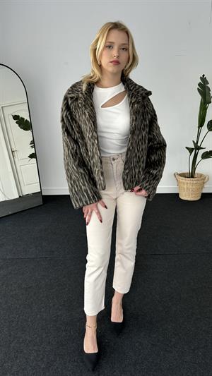 Massi Model Tasarım Gecisli Pelus Ceket