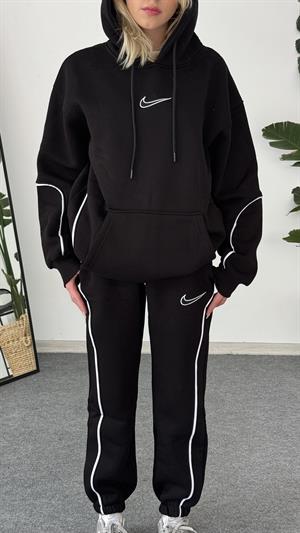 Nike Nakışlı Çizgi Detaylı Üç İplik Takım Siyah 