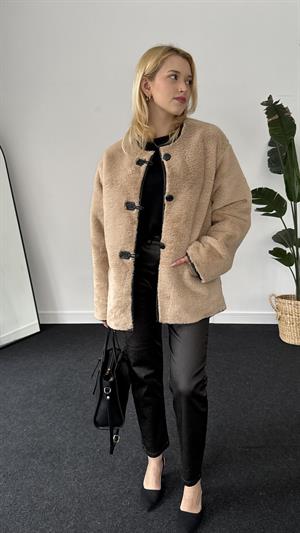 Ön Düğmeli Cepli Suni Kürk Ceket 