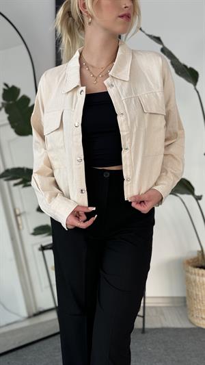 Önü Cep Detaylı Crop Ceket Krem 