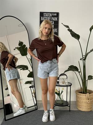 Oysho Model Bisiklet Yaka Oversize Yırtmaçlı Tshirt Kahverengi