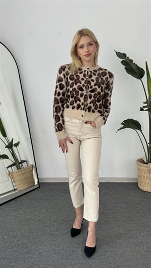 Sakallı Leopar Desenli Düğme Detaylı Hırka 