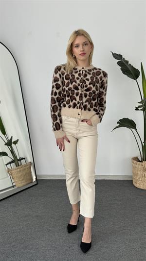 Sakallı Leopar Desenli Düğme Detaylı Hırka 