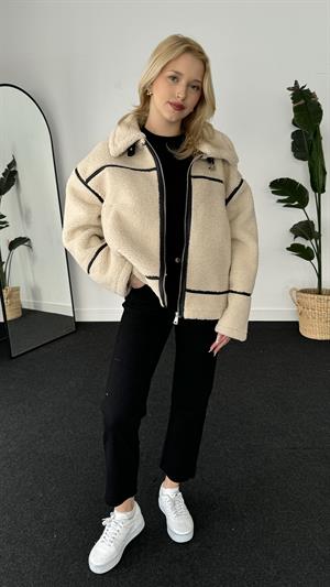 Ters Detay Lamine Biker Ceket 