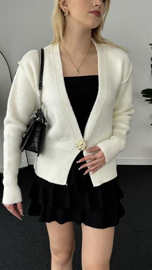 Ters Dikişli Tek Düğmeli Hırka Beyaz