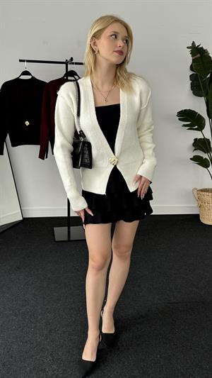 Ters Dikişli Tek Düğmeli Hırka Beyaz