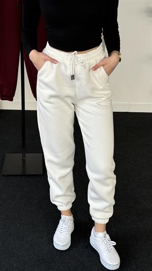 Üç İplik Şardonlu Beli Paçası Lastikli Esofman Beyaz