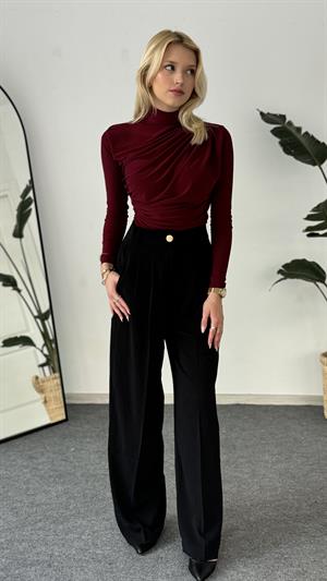 Uzun Kollu Dik Yaka Omuz Ve Bel Büzgülü Bluz Bordo