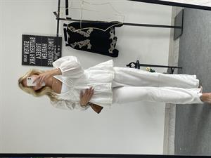 V Yaka Dantelli Bluz Ekru