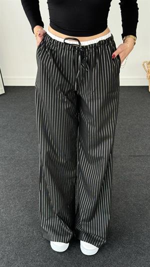 Varak Çizgili Bel Detaylı Pantolon Siyah 