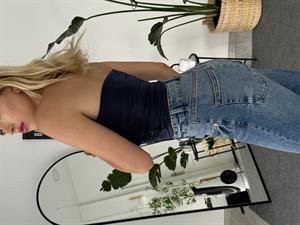 Yanları Büzgülü Polyester Kumaş Straplez Crop Mavi