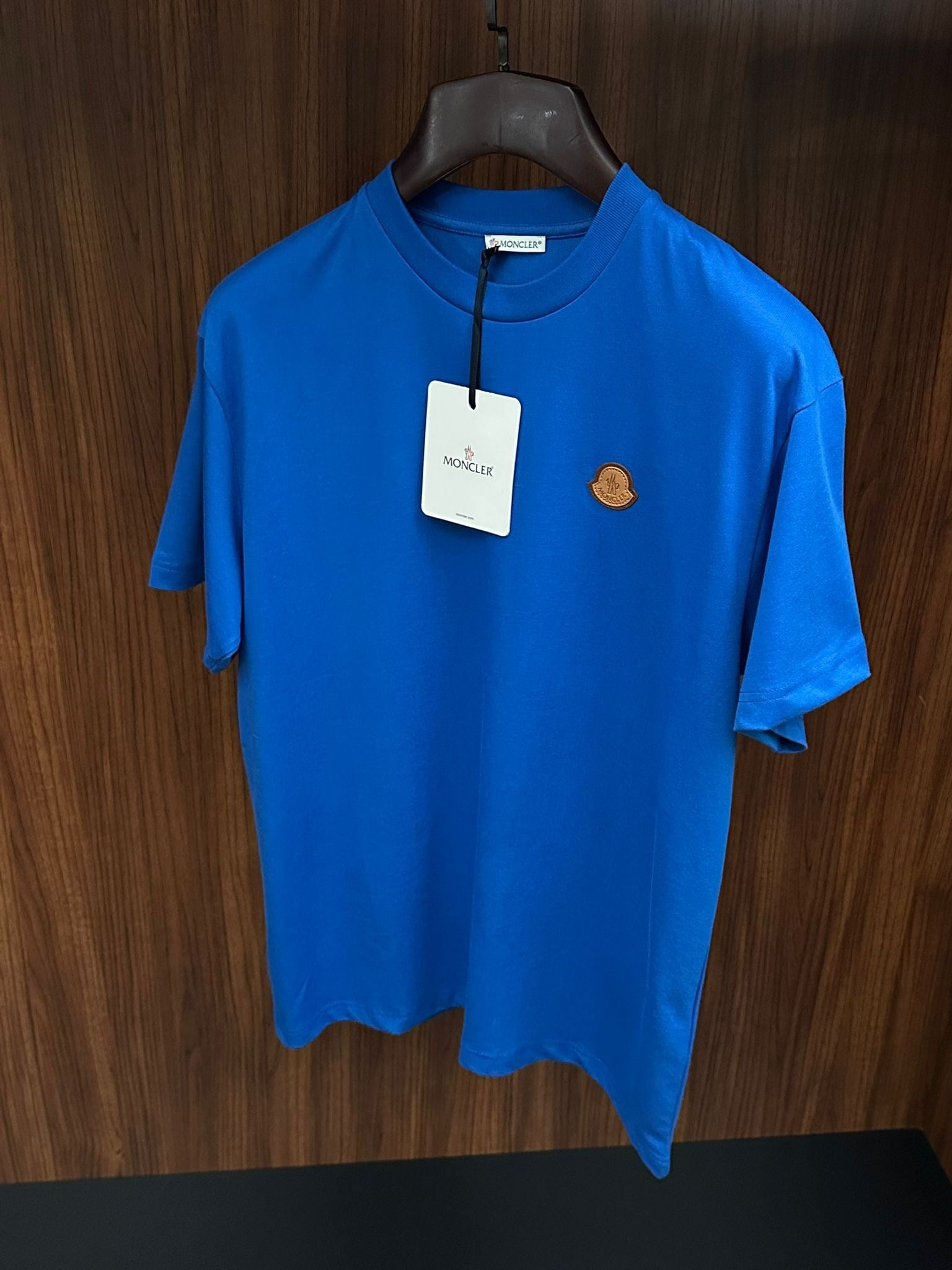 Deri Logolu Bisiklet Yaka T-Shirt
