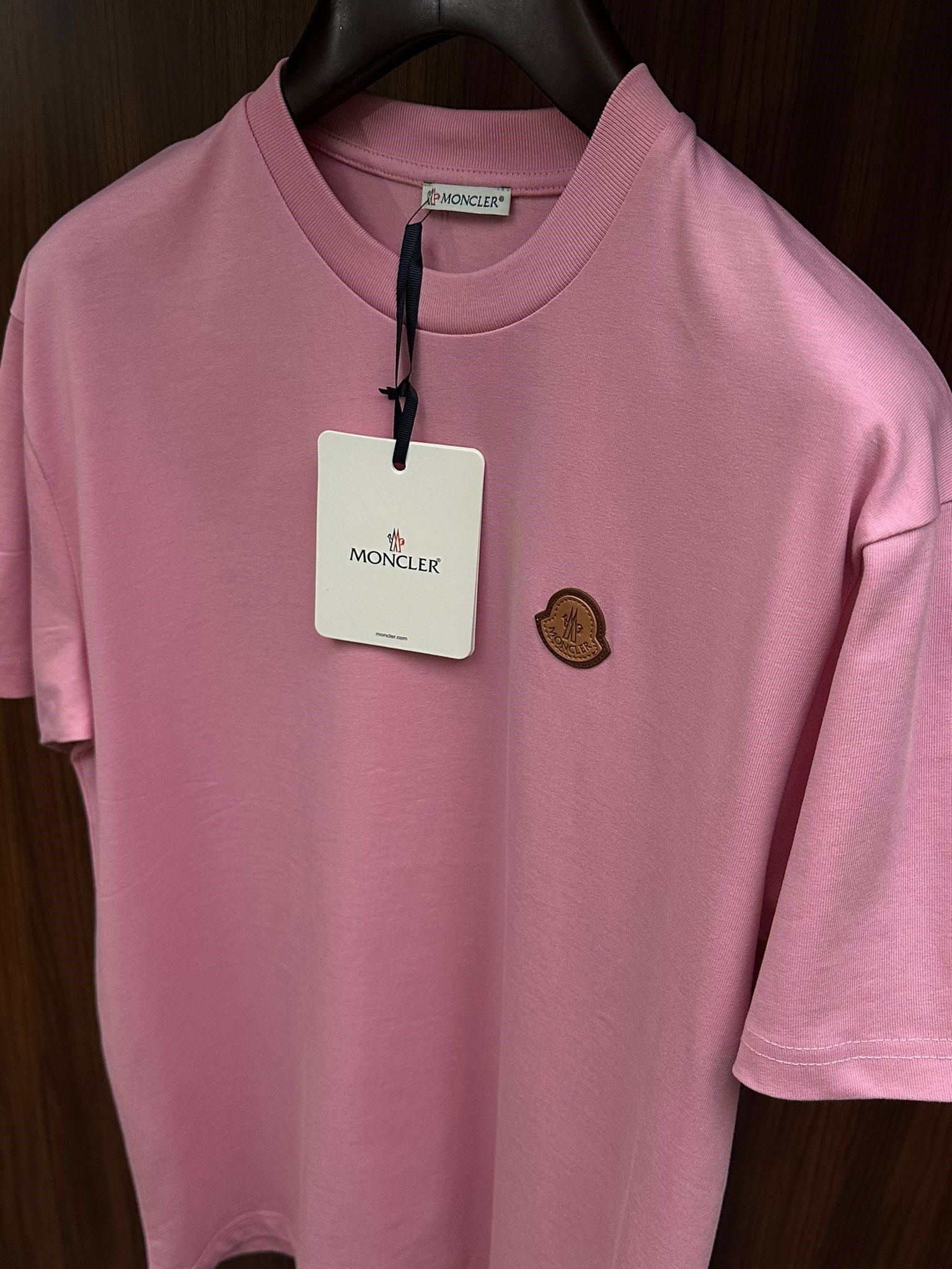 Deri Logolu Bisiklet Yaka T-Shirt