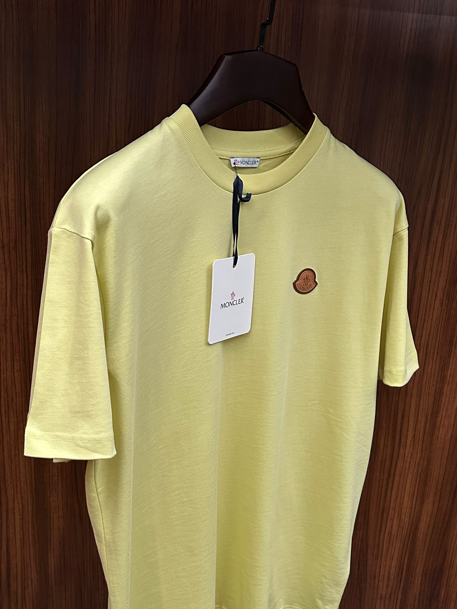 Deri Logolu Bisiklet Yaka T-Shirt
