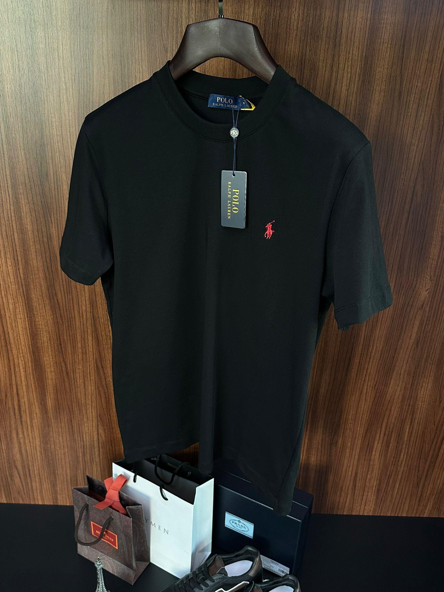 Göğüs Marka Nakış Logolu T-Shirt