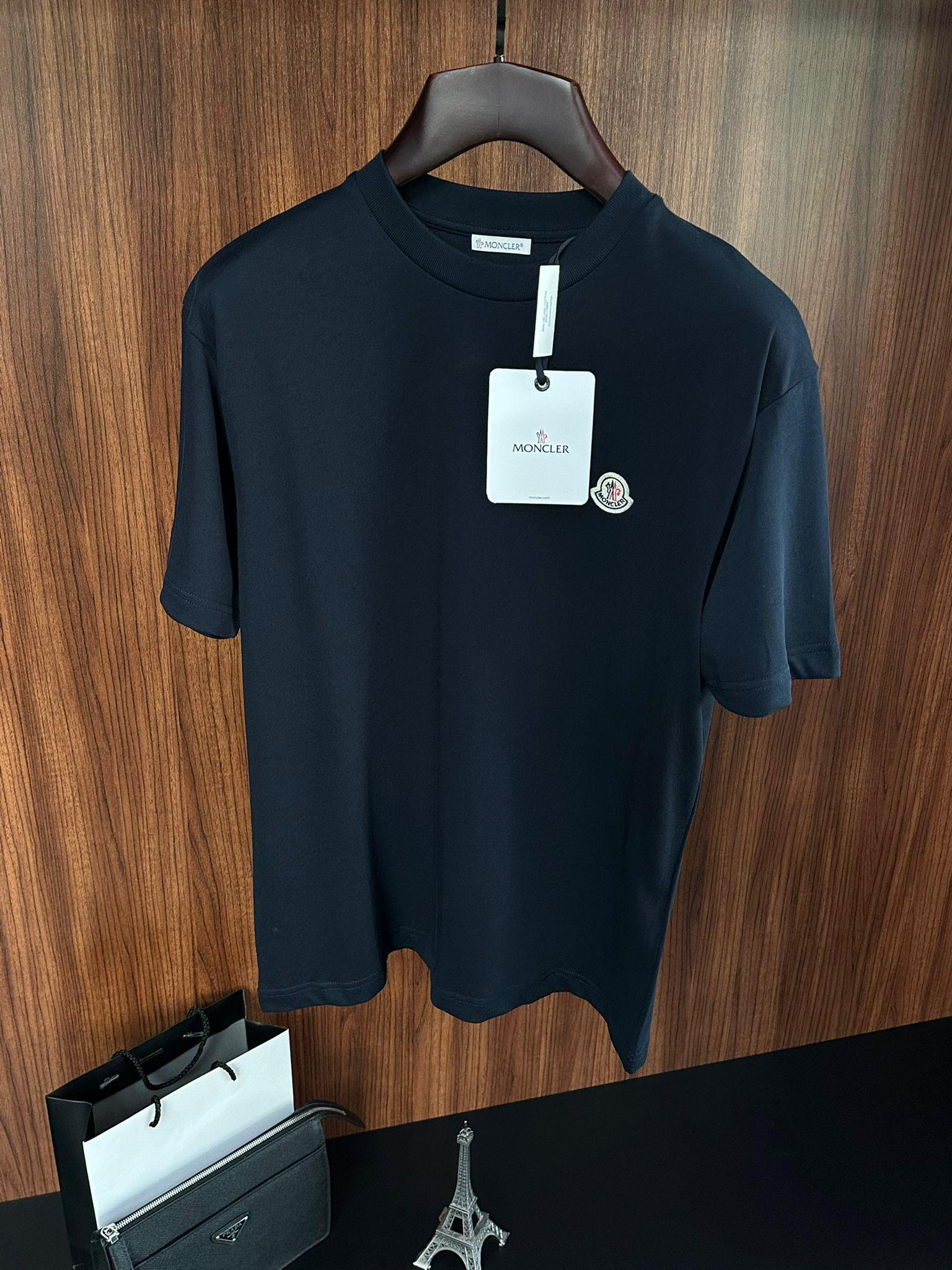 Göğüs Nakış Logolu T-Shirt
