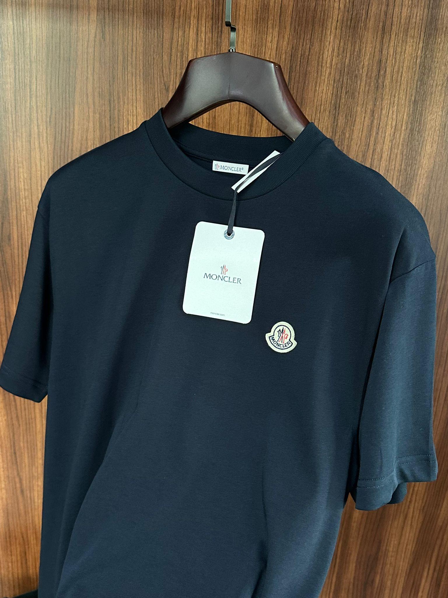 Göğüs Nakış Logolu T-Shirt