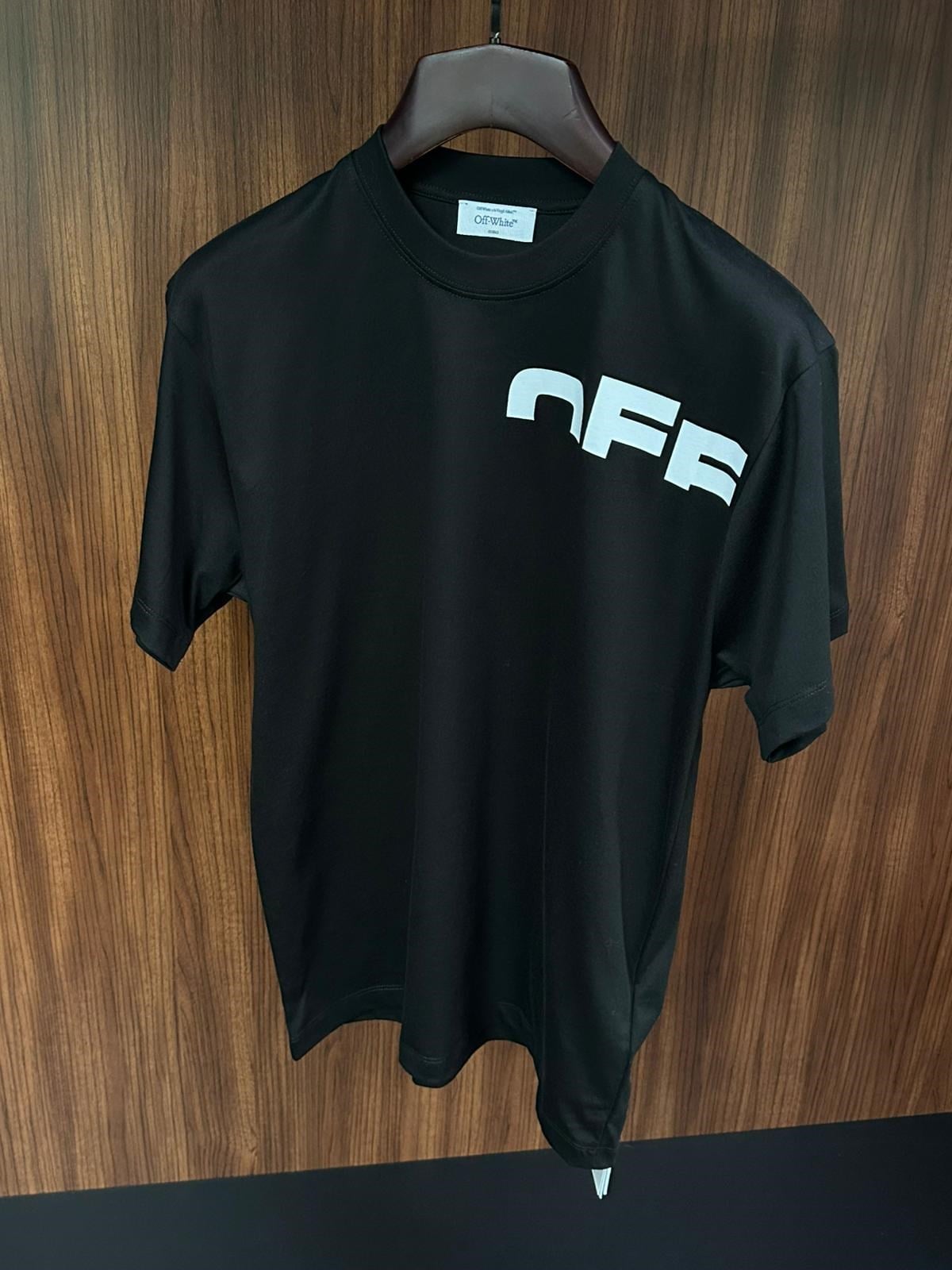 Göğüs Ve Sırt Yazı Baskılı T-Shirt