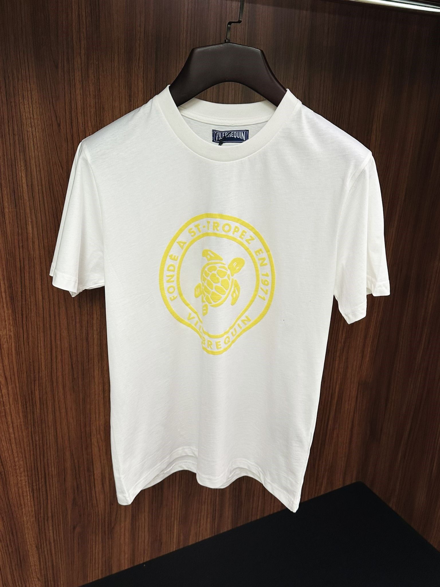 Kabartma Kamplumbağa Baskılı T-Shirt