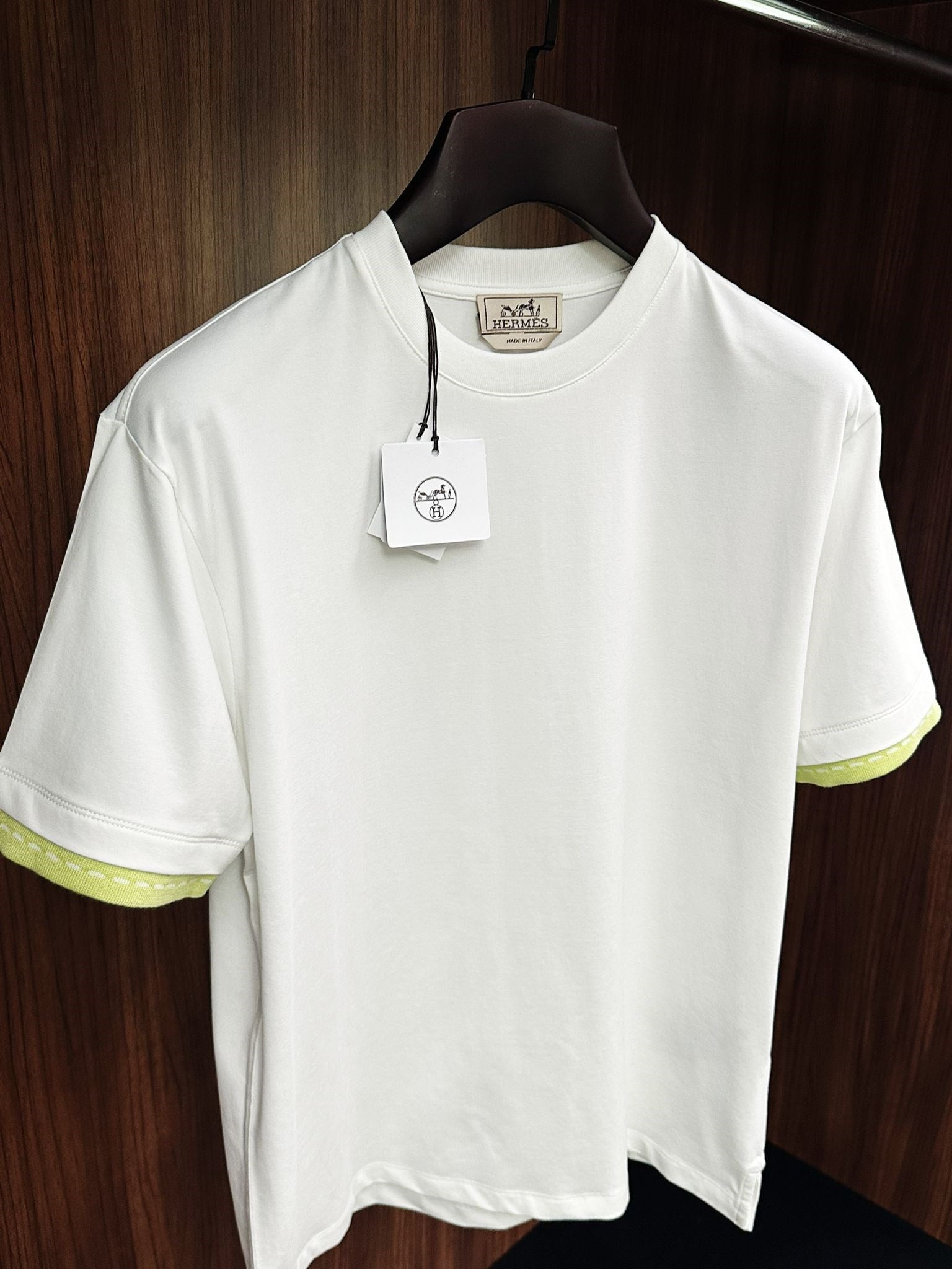 Kol Detaylı Bisiklet Yaka T-Shirt