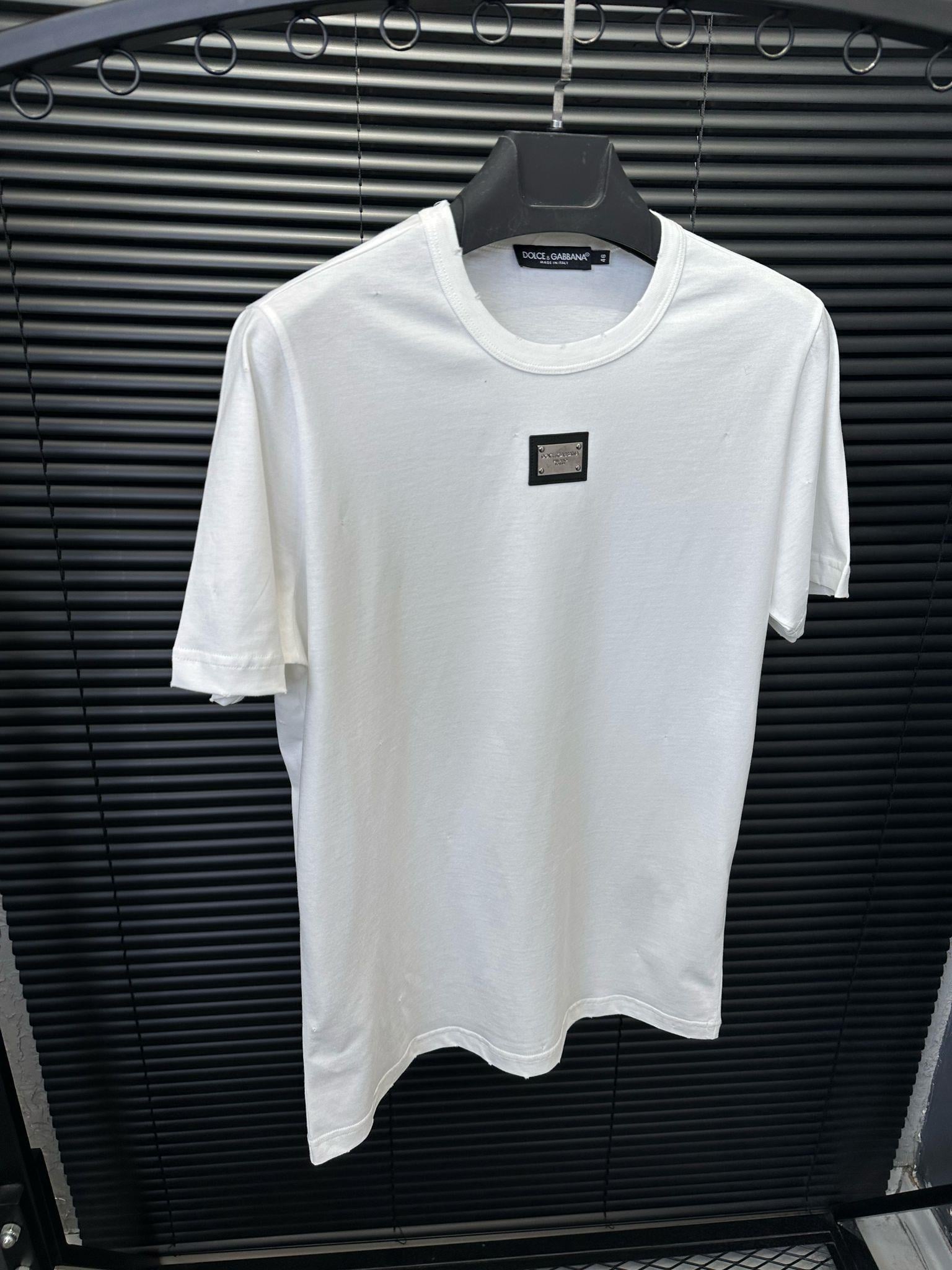 Metal Armalı Yırtık Detaylı Slim Fit T-Shirt - Beyaz