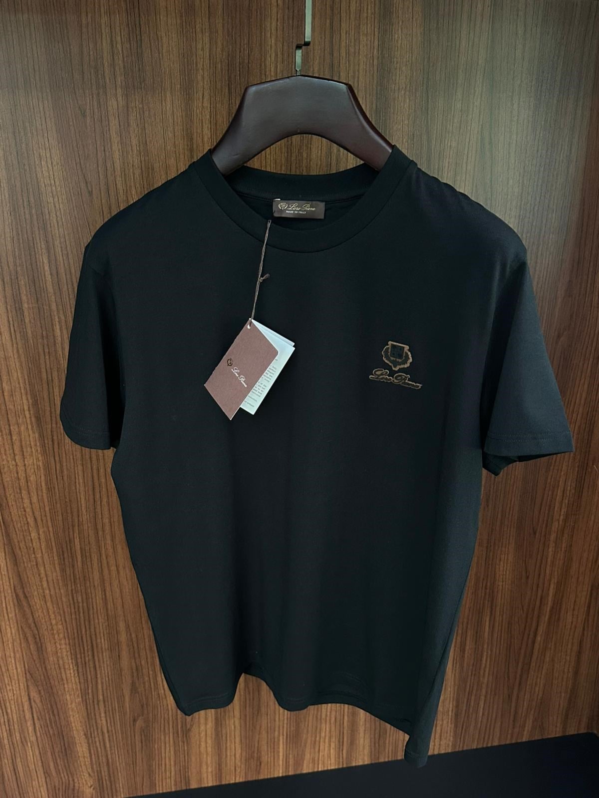 Nakış Arma Üzeri Silikon Logolu T-Shirt