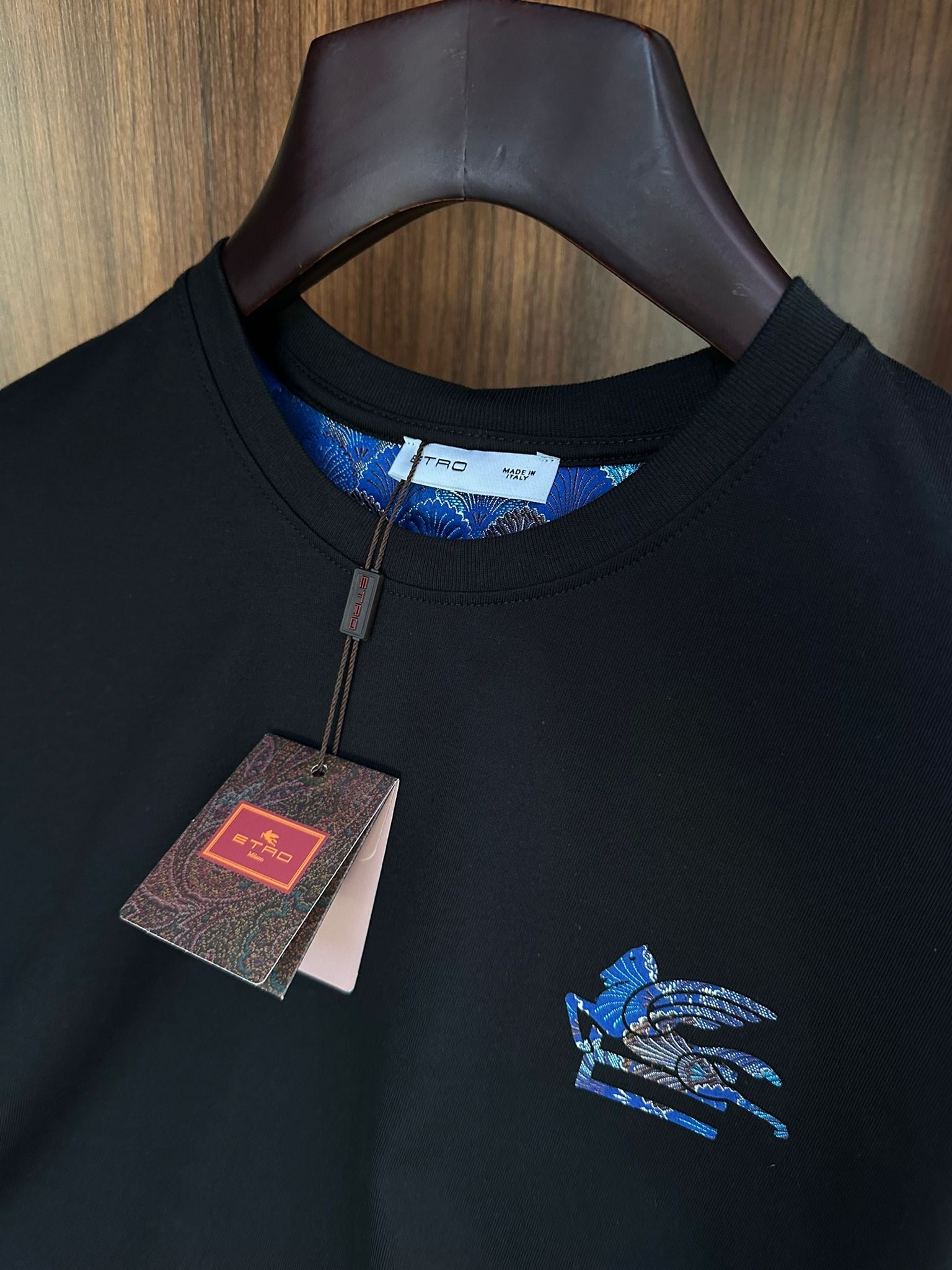 Nakış Logolu Bisiklet Yaka T-Shirt