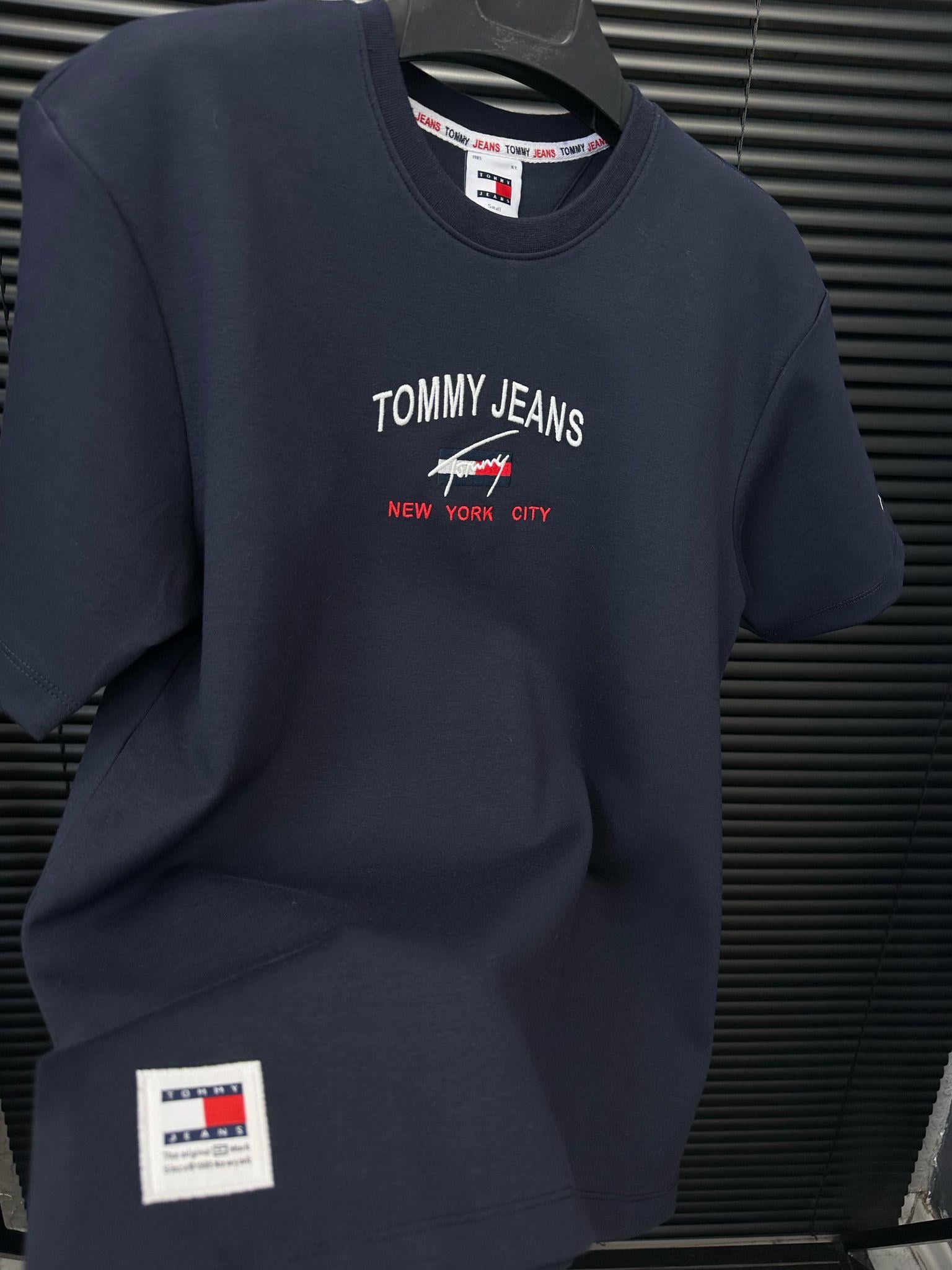 Nakış Marka Yazılı T-Shirt
