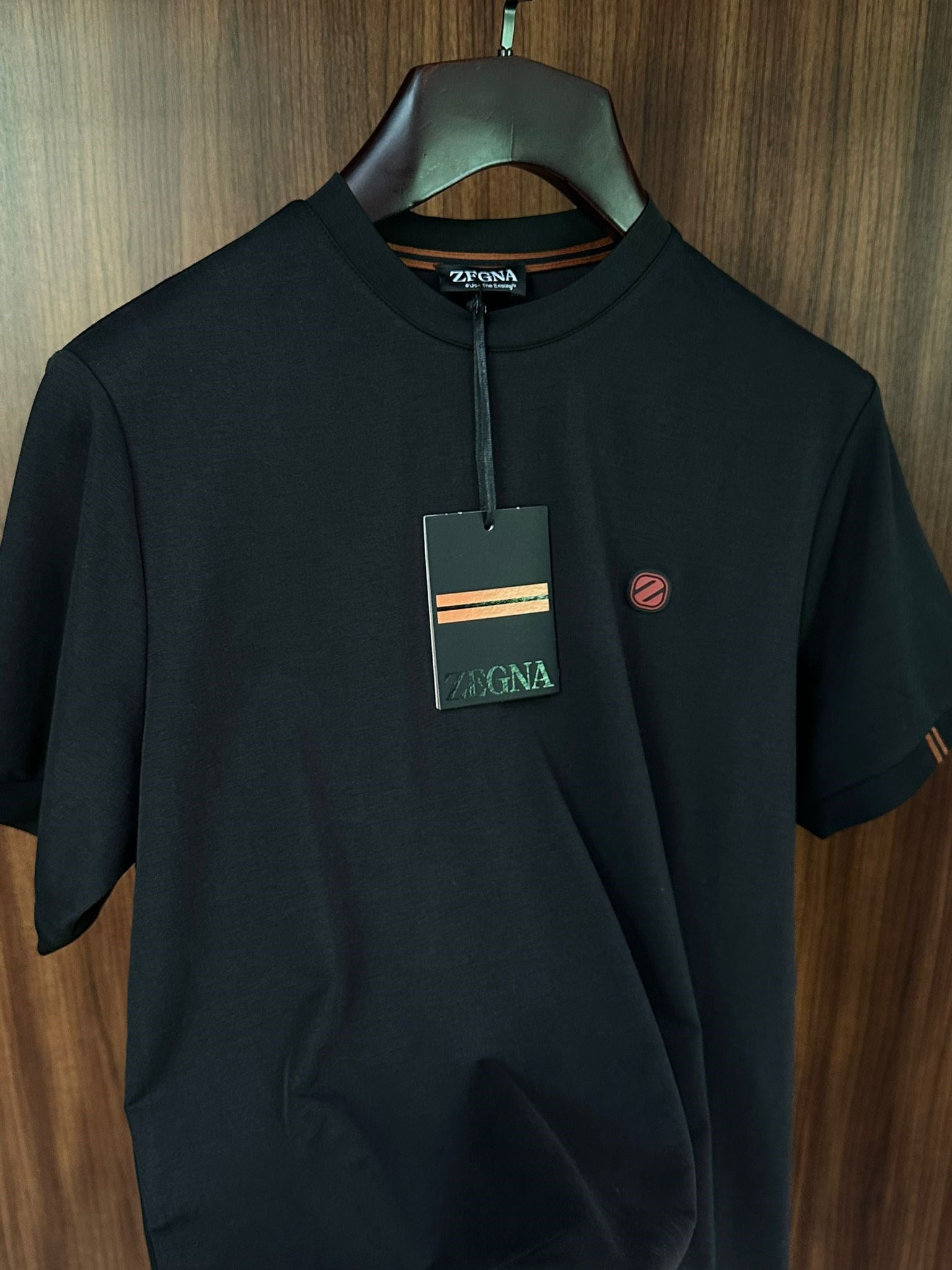 Silikon Kabartma Logolu Bisiklet Yaka T-Shirt