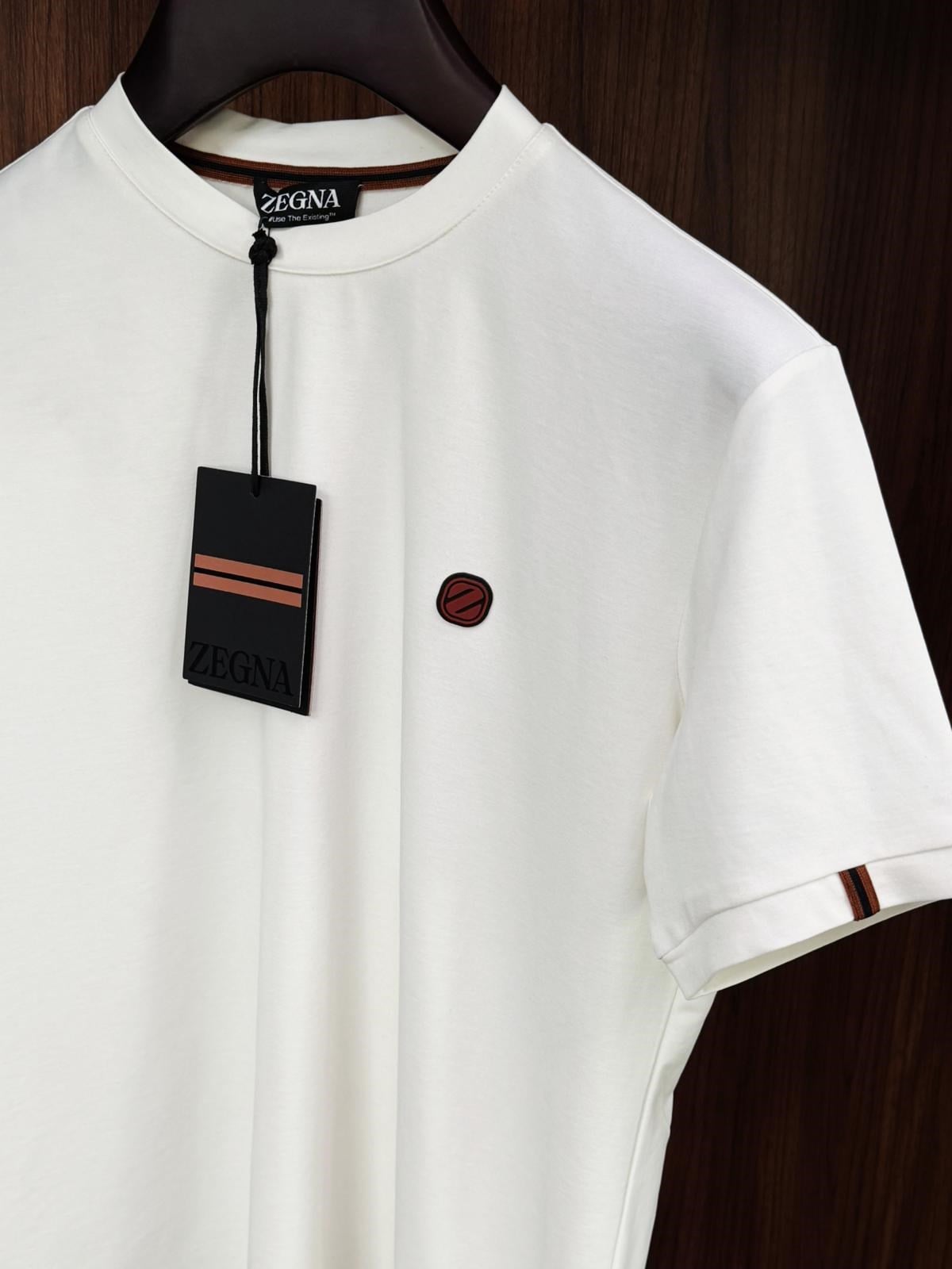 Silikon Kabartma Logolu Bisiklet Yaka T-Shirt