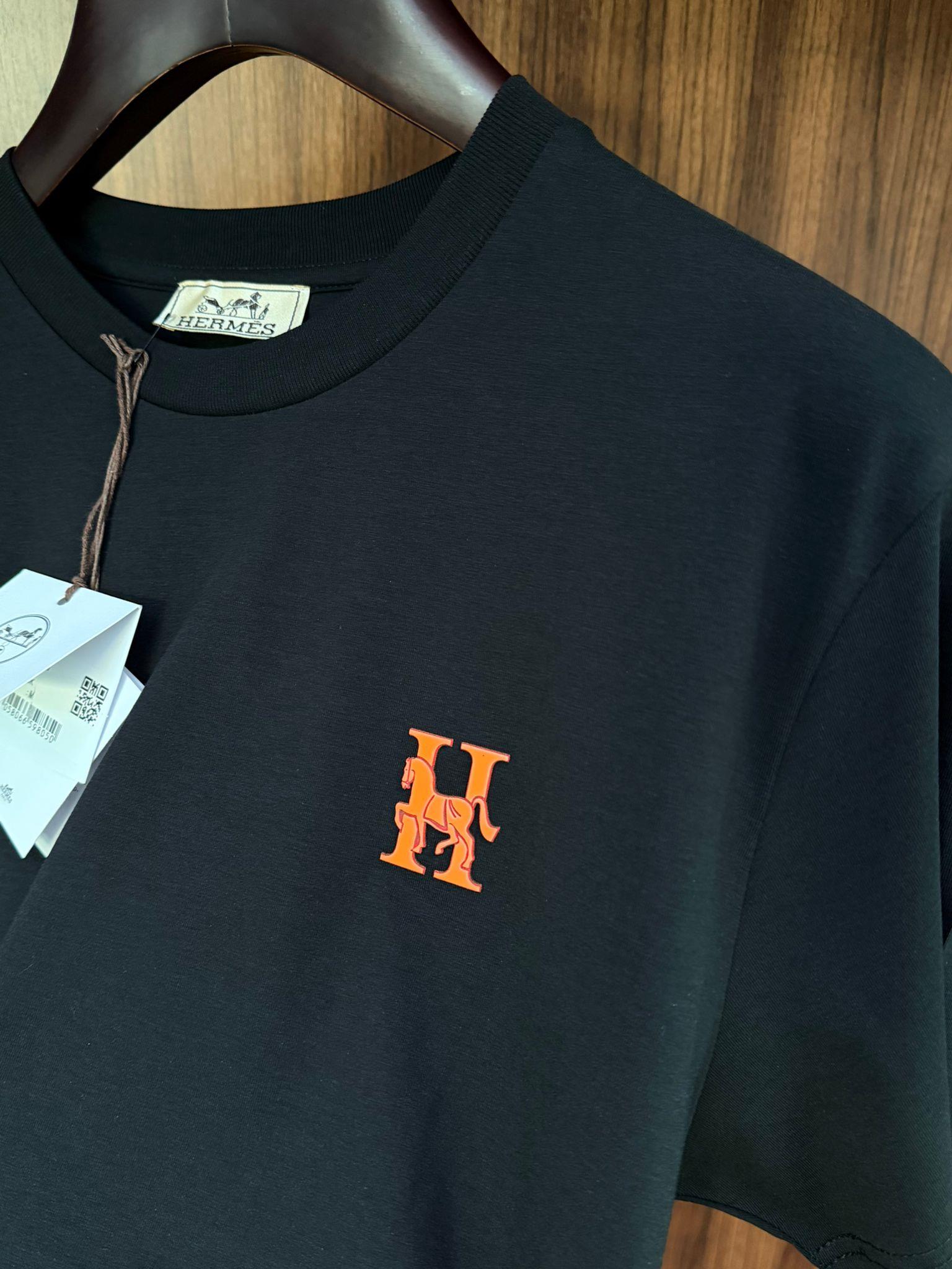 Silikon Kabartma Logolu T-Shirt