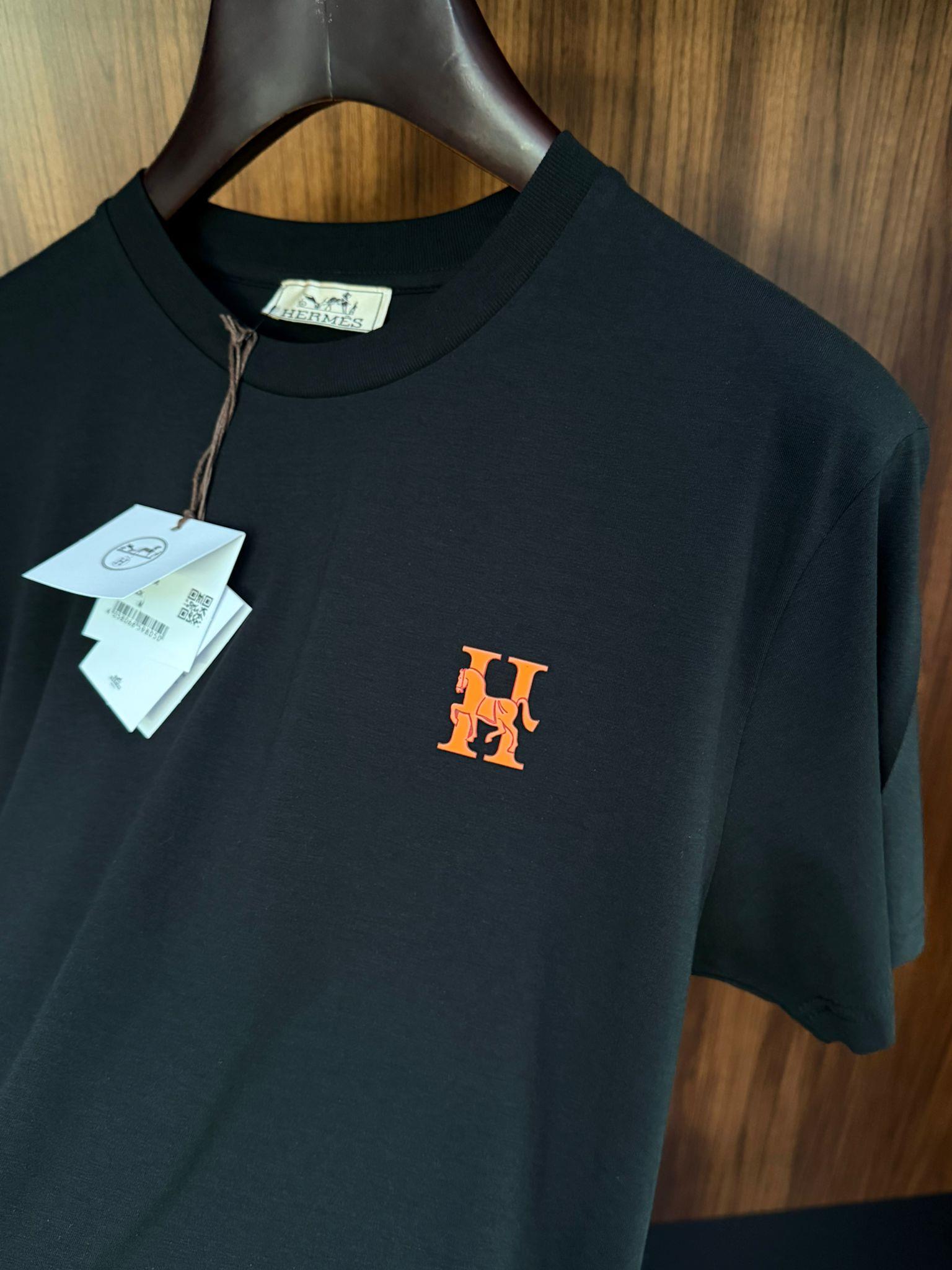 Silikon Kabartma Logolu T-Shirt