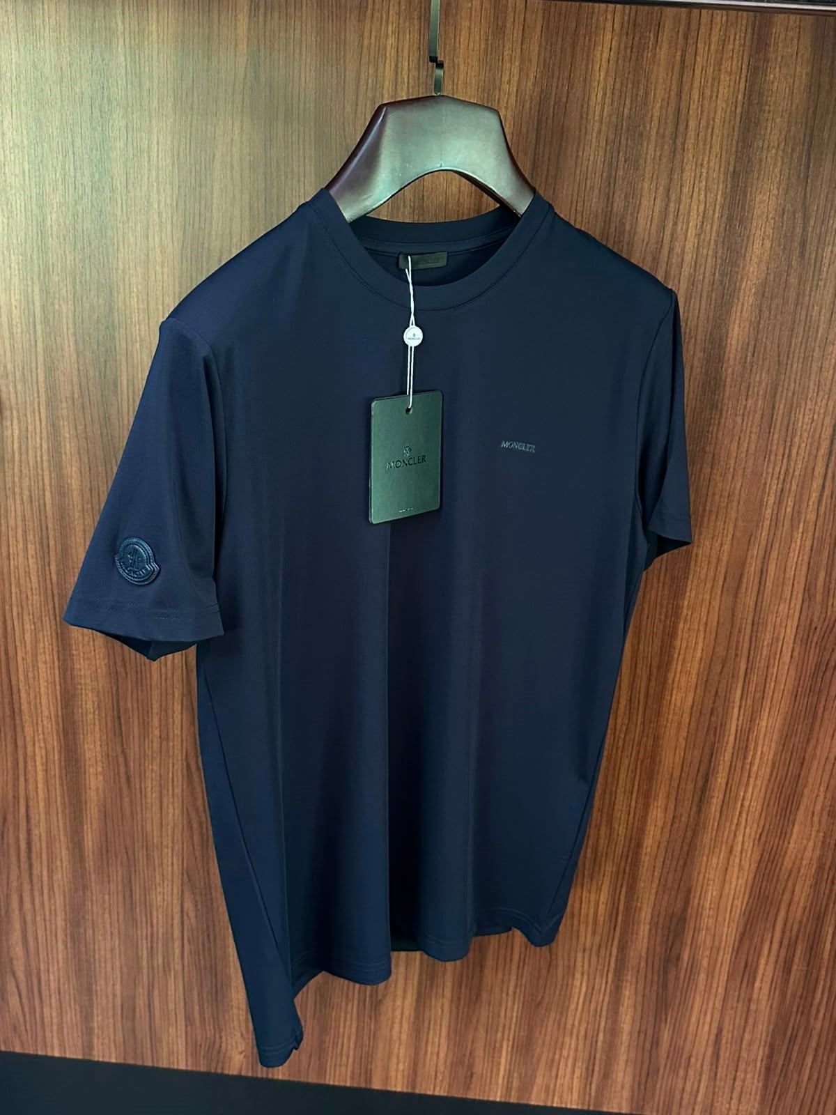 Silikon Marka Yazılı Bisiklet Yaka T-Shirt
