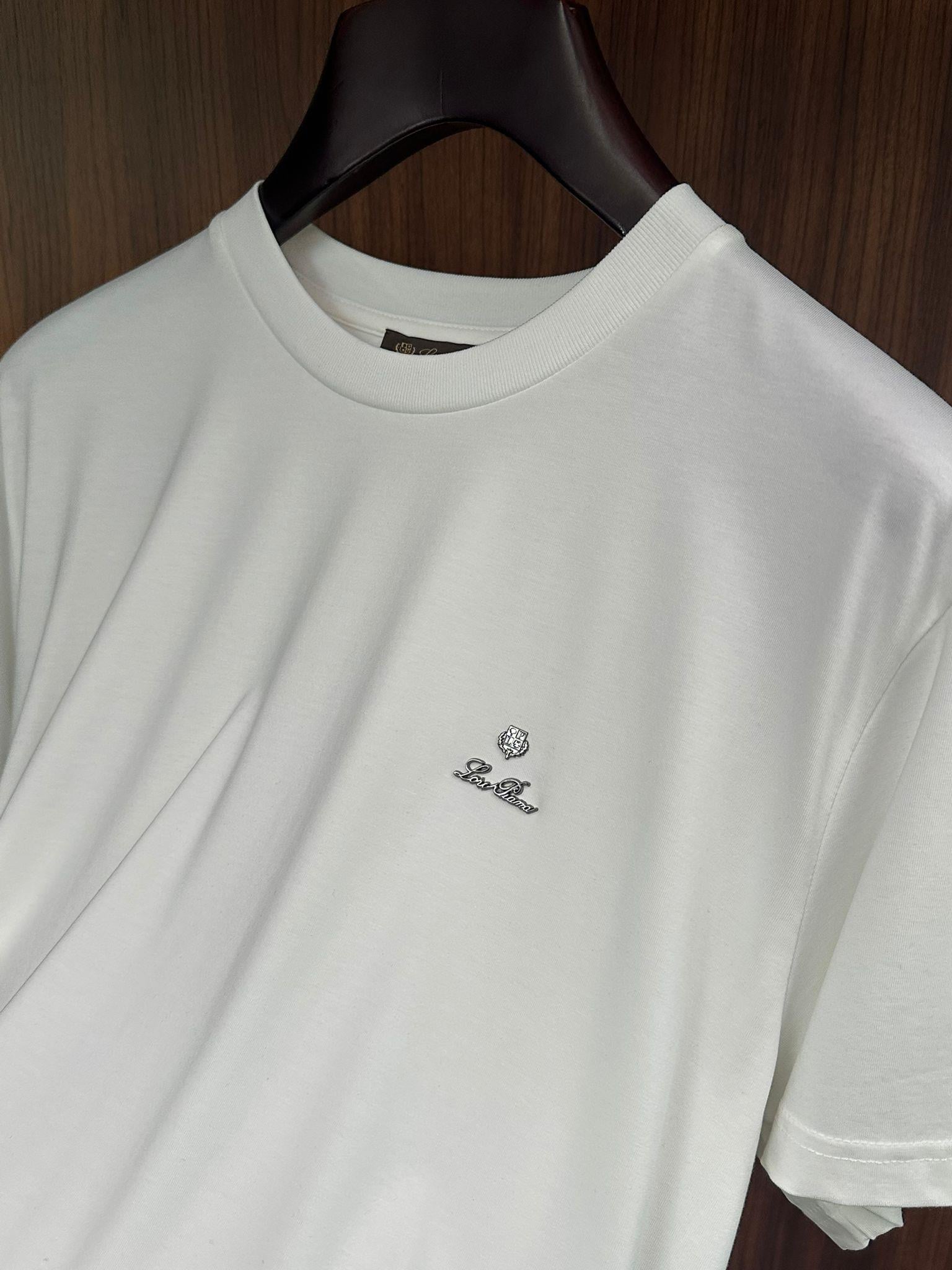 Silver Metal Logolu T-Shirt