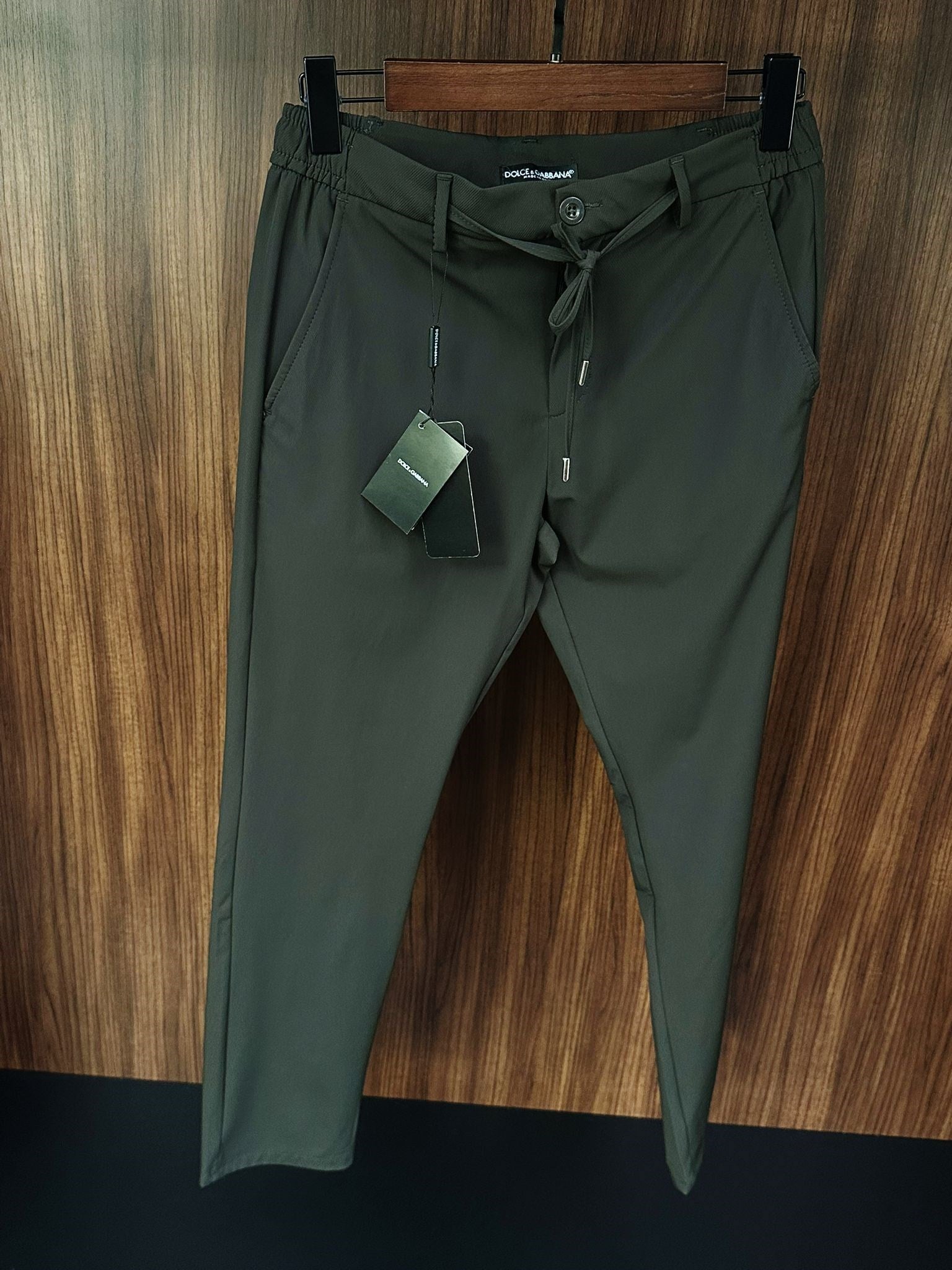 Metal Logolu Jogger Pantolon