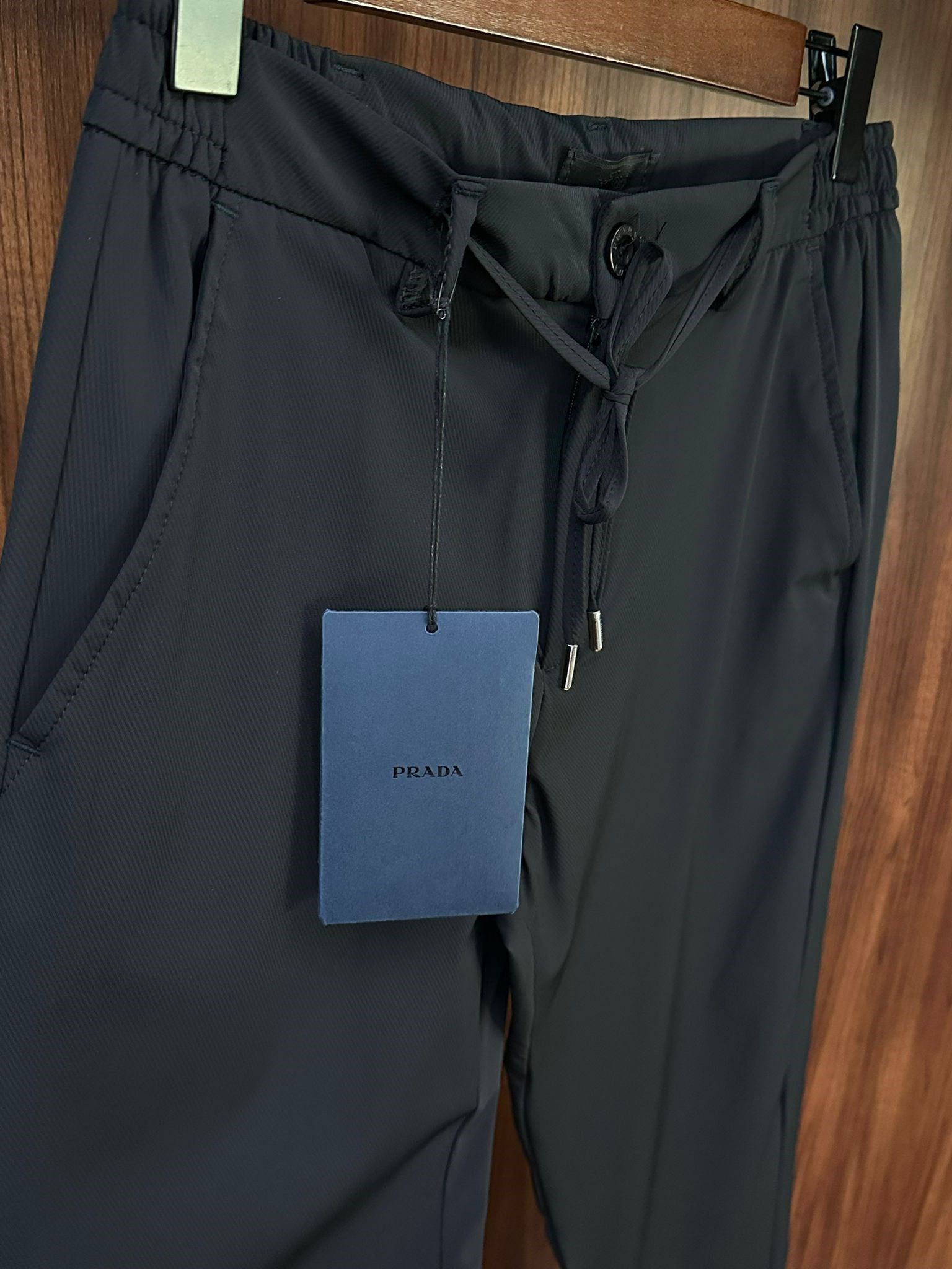 Metal Logolu Jogger Pantolon