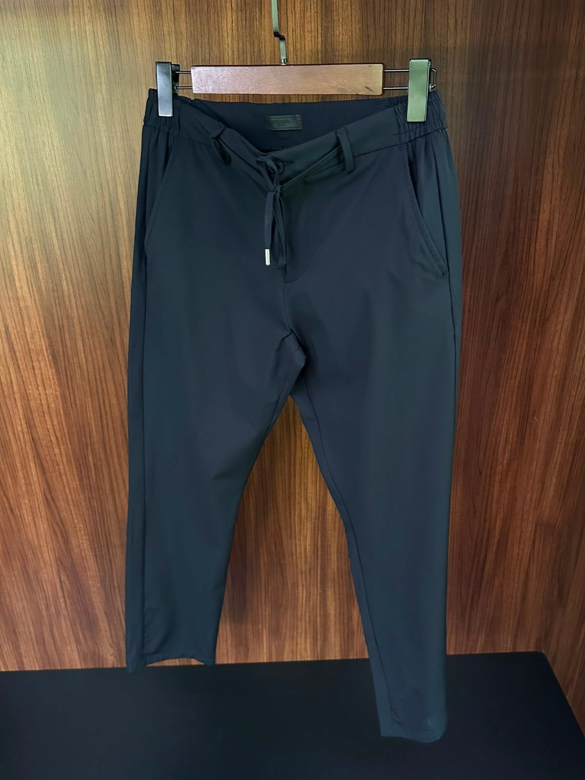 Metal Logolu Jogger Pantolon
