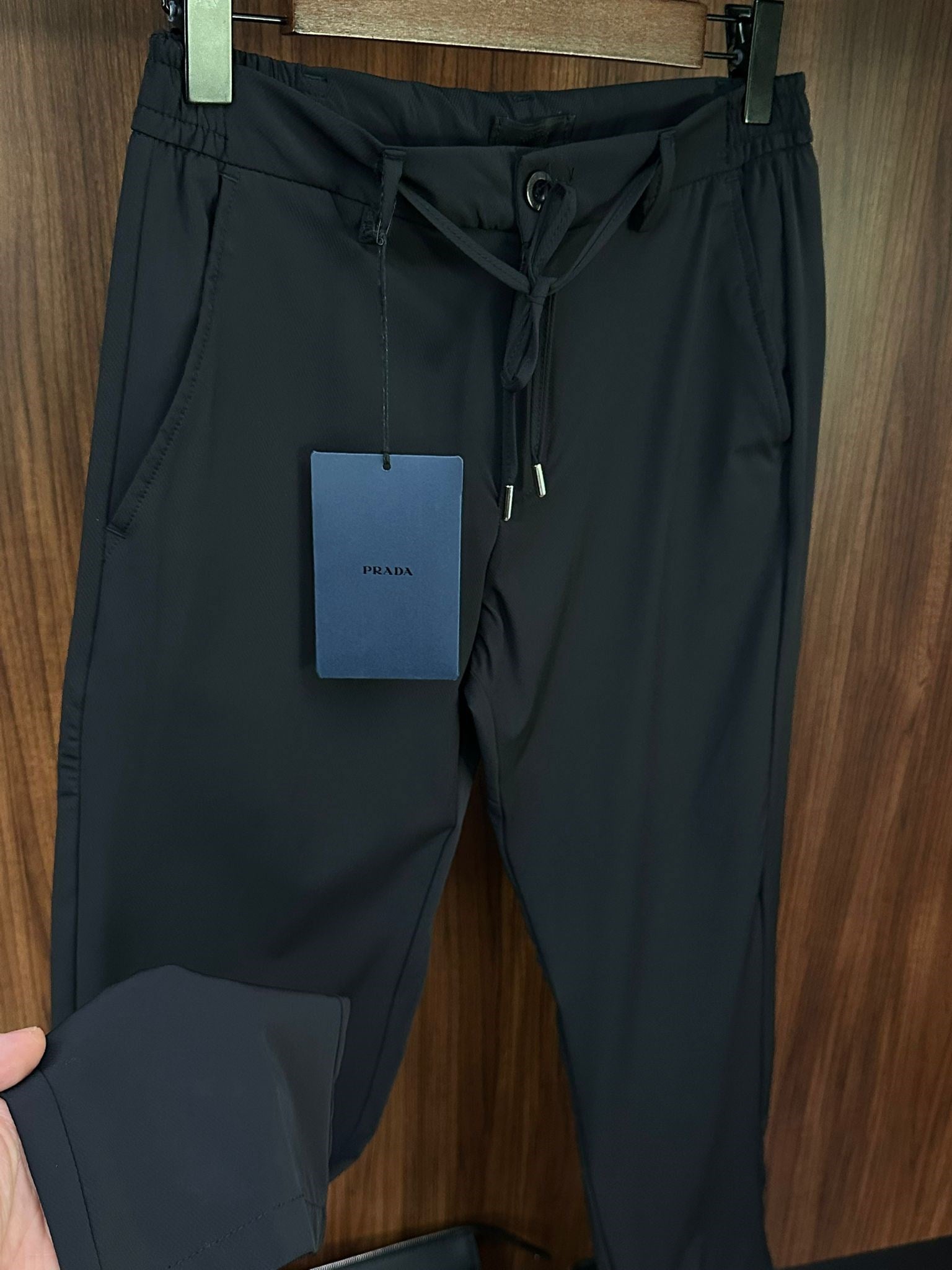 Metal Logolu Jogger Pantolon