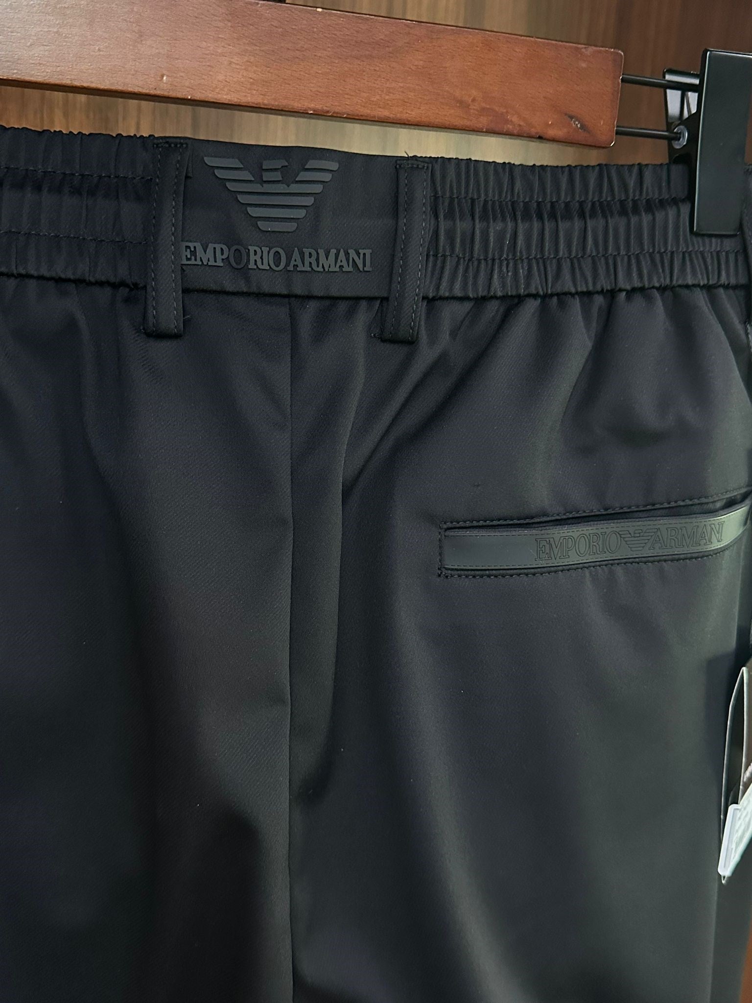 Plastik Kabartma Logolu Jogger Pantolon