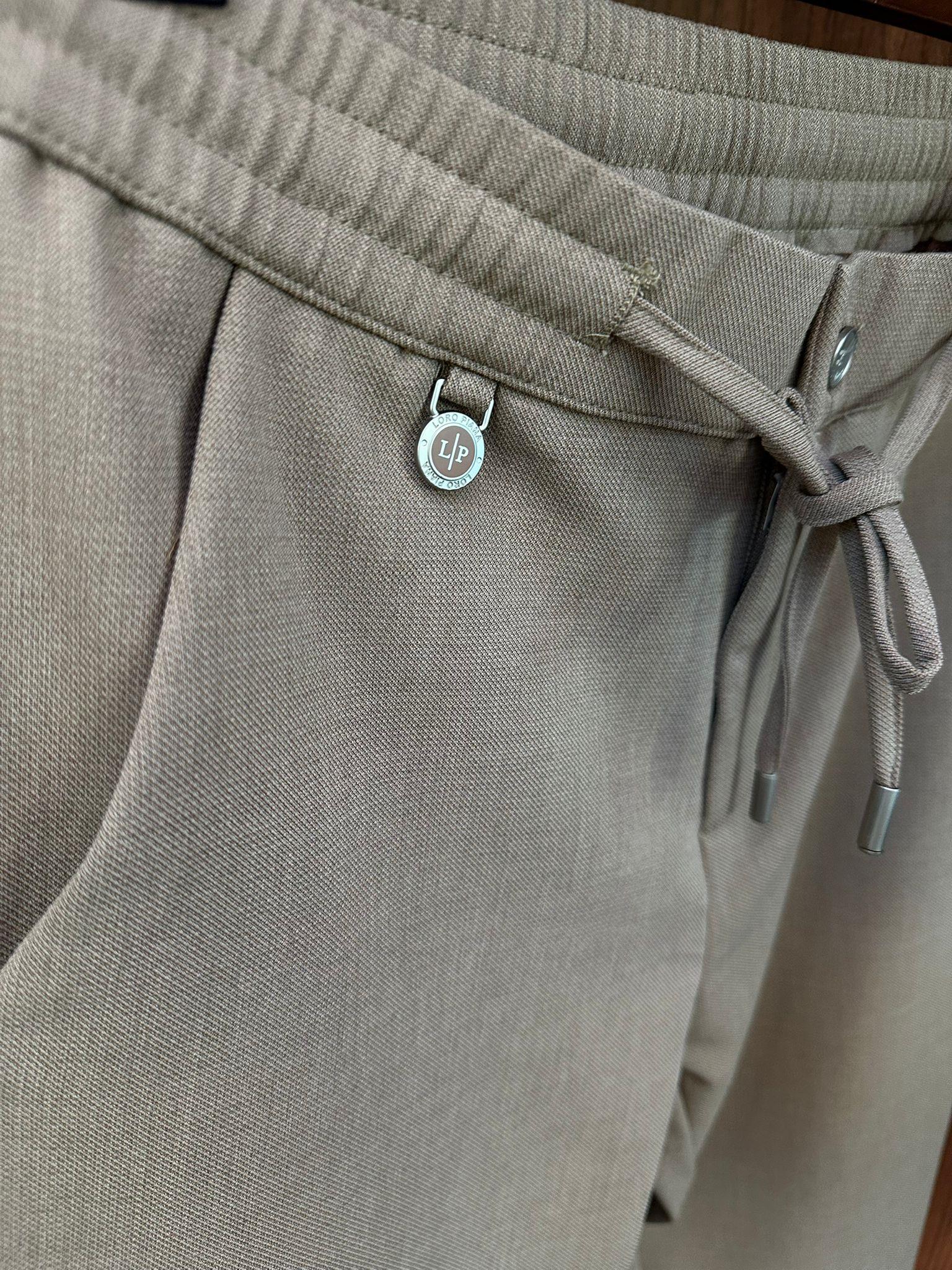 Metal Logolu Beli Lastikli Jogger