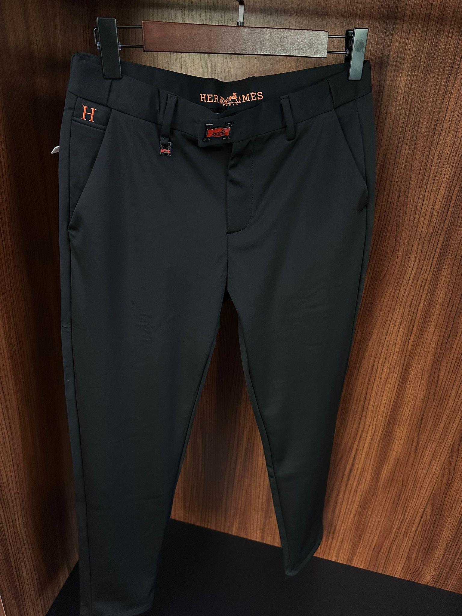 Nakış Logo Düğme Detaylı Jogger