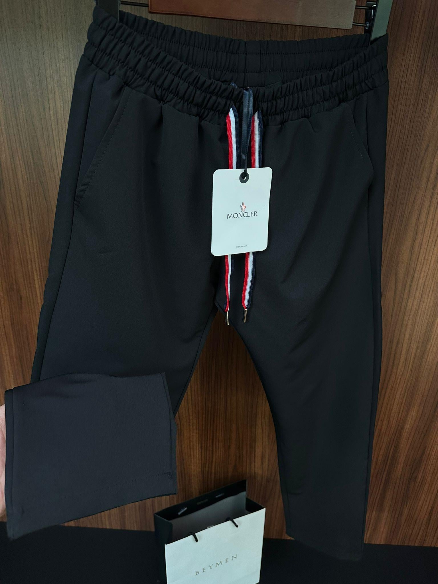 Nakış Logolu Paraşüt Kumaş Pantolon