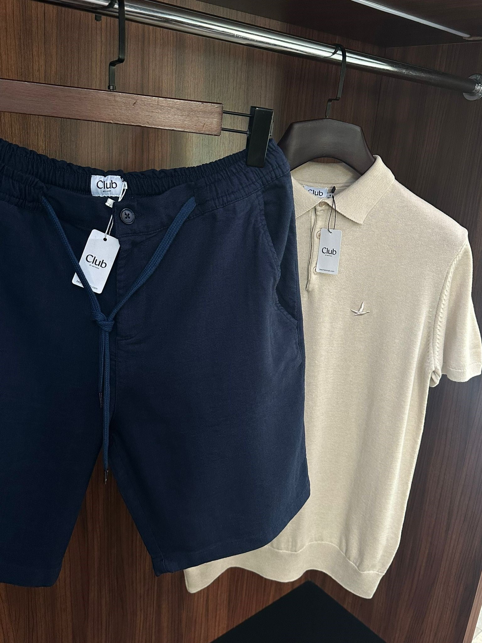 Nakış Logolu Beli Lastikli Keten Şort