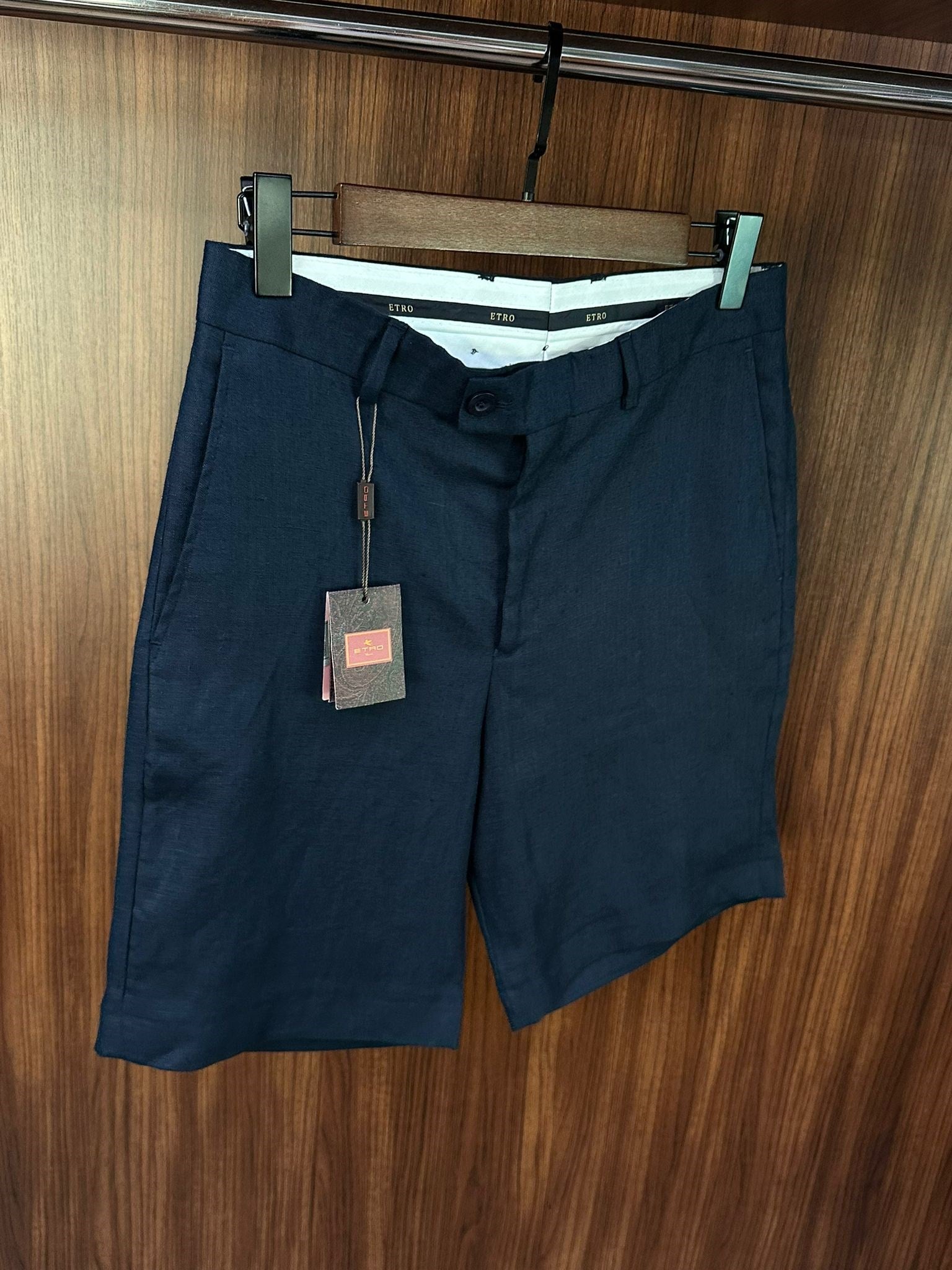 Nakış Logolu Bermuda Şort