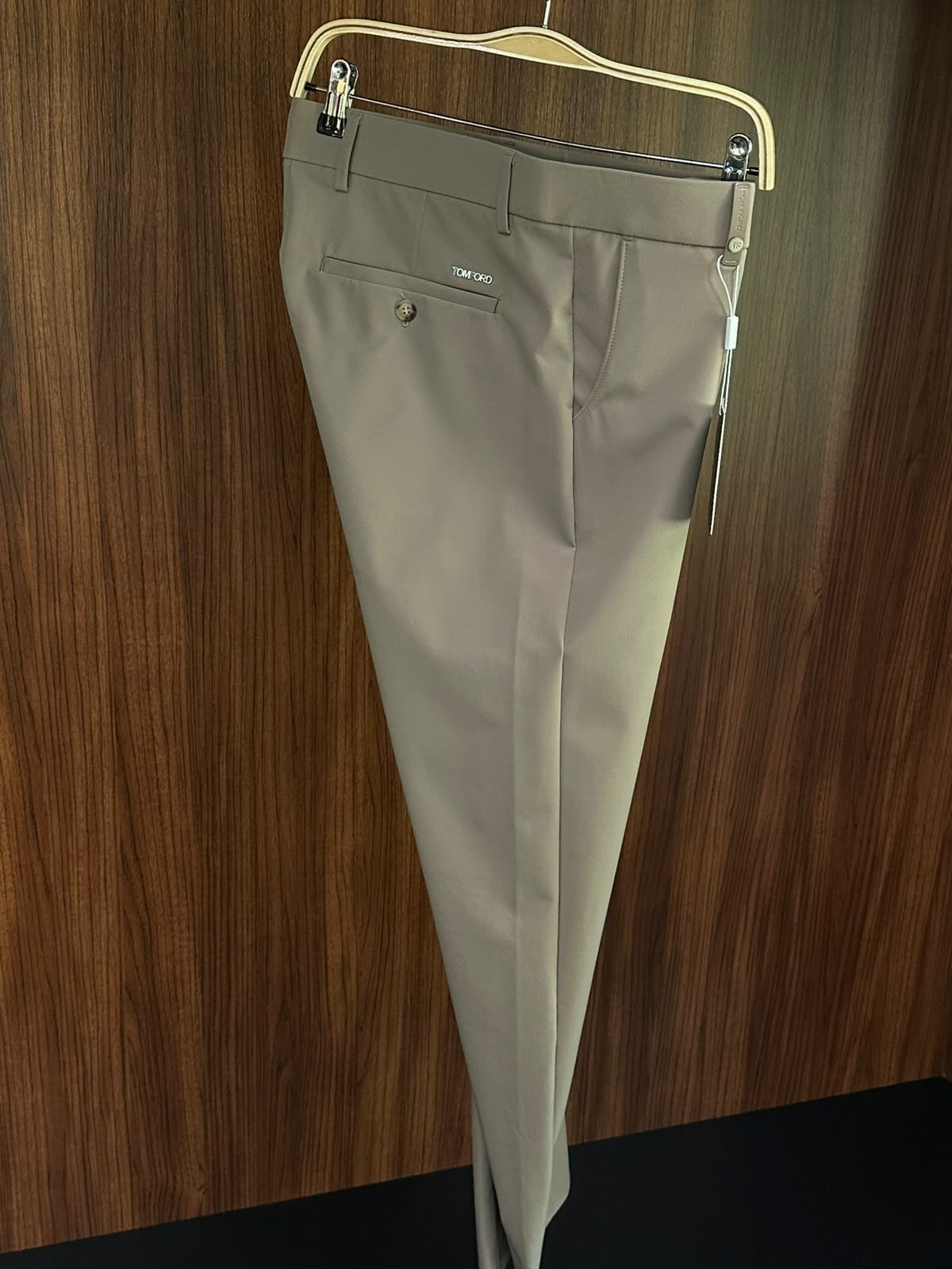 Arka Cep Metal Logo Detaylı Modal Kumaş  Pantolon