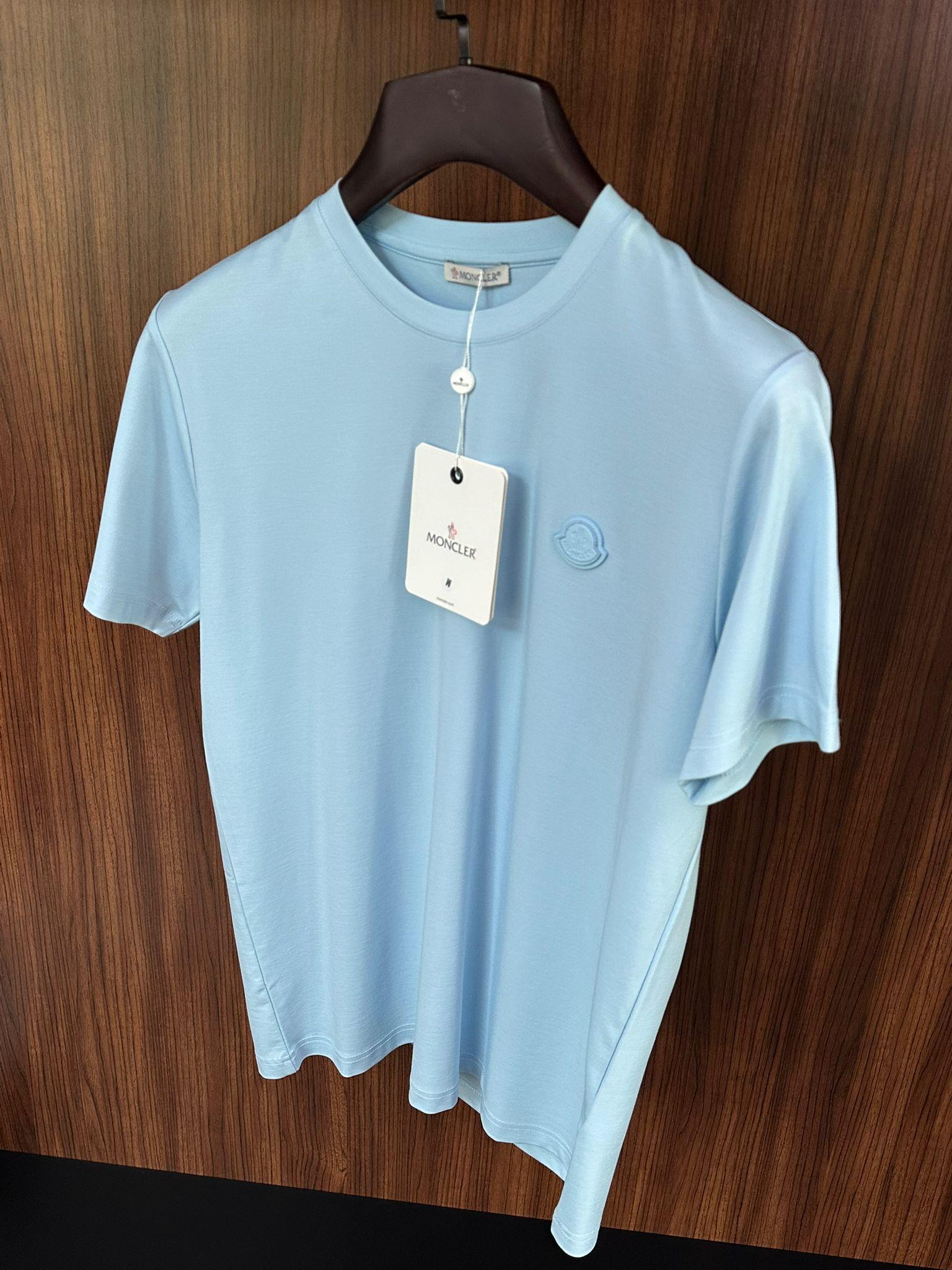 Göğüs Deri Logo Detaylı Modal Kumaş T-Shirt