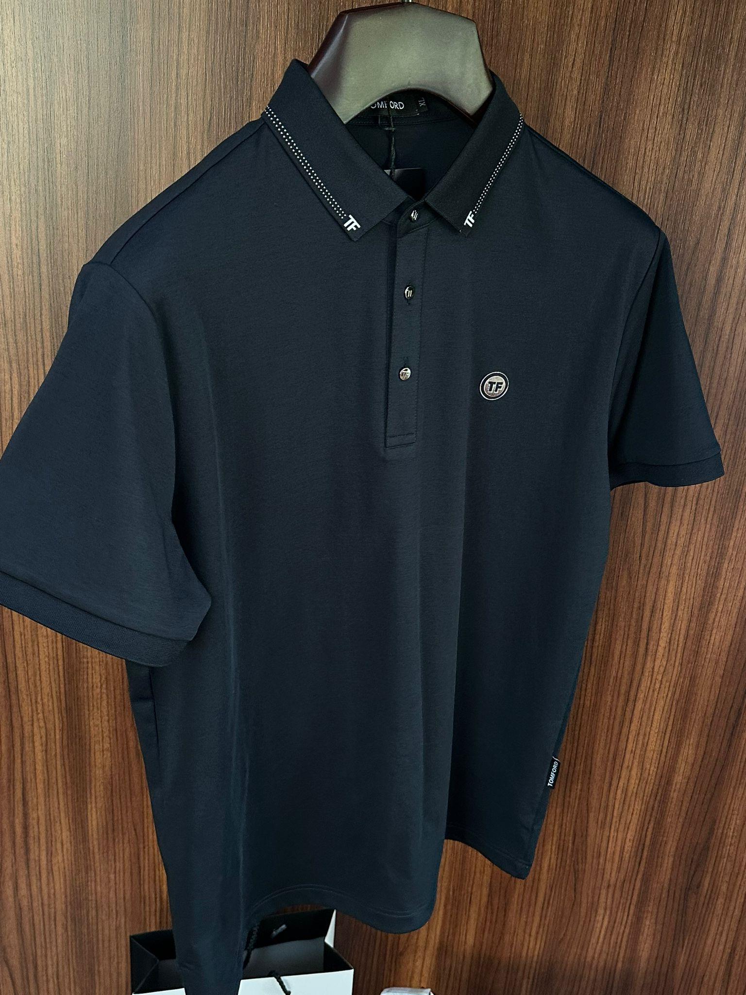 Göğüs Logolu Yaka Detaylı Modal Yakalı T-Shirt